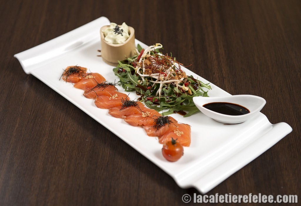 Sashimi de saumon