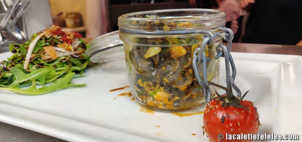 Fricassée d'escargots à l'ail, amandes et aux saveurs d'Asie